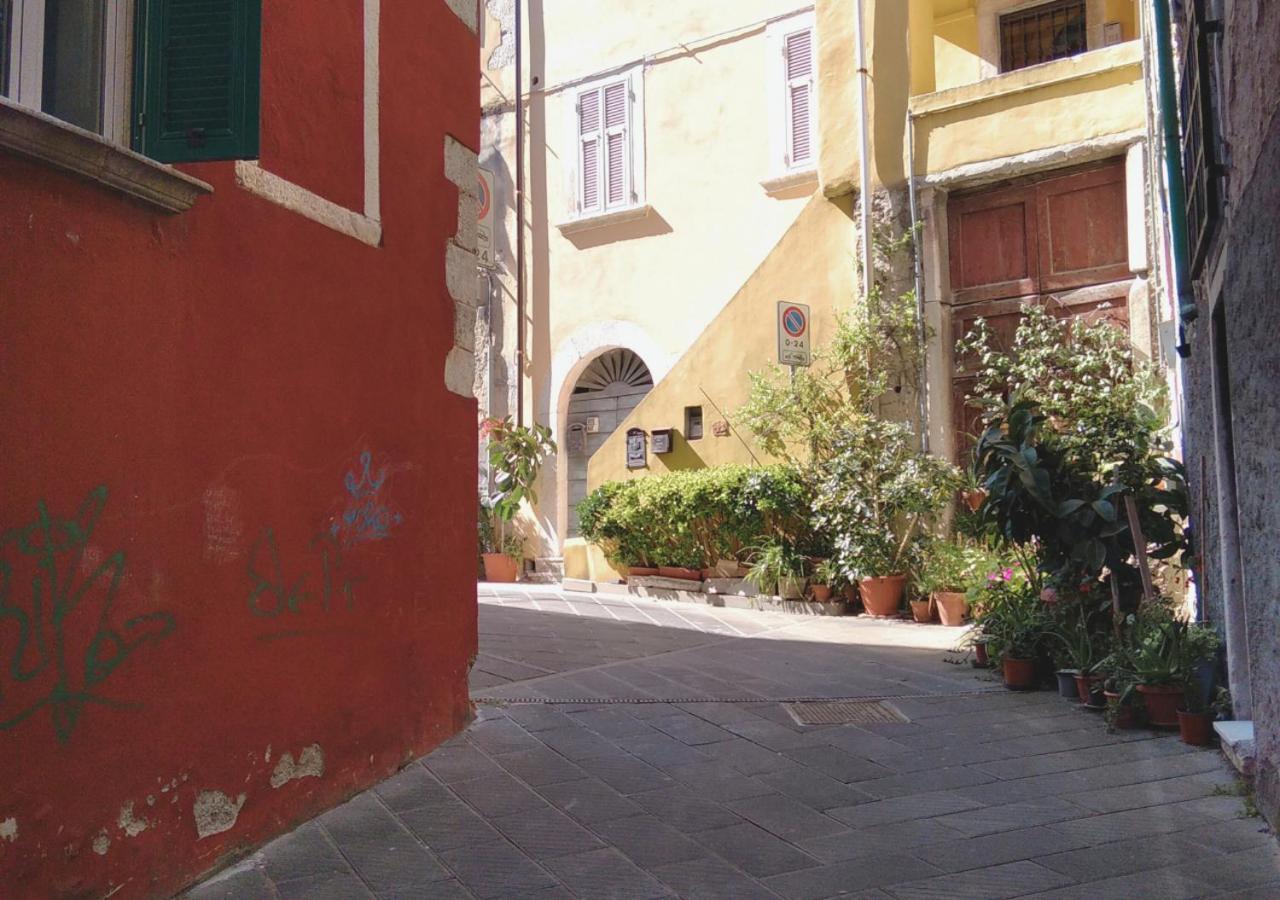 Casa Artisti Lägenhet Carrara Exteriör bild